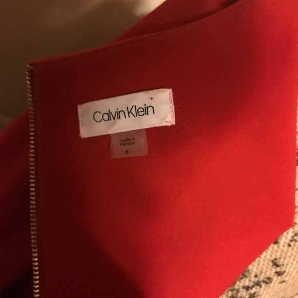 🌺Calvin Klein Red Sheath Dress & 3/4 bell sleeve. - Picture 5 of 7